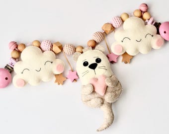 Pram Chain with Otter, Felt Stroller Toy, Personalized Baby Gift, Newborn Gift with Name