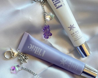 Lippenöl mit Charm | lilac von libelle | Schönheit | Lippenpflegeprodukte | Zubehör