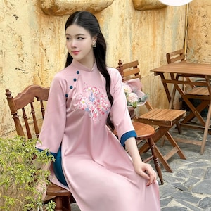Pink embroidery loose form ao dai ngoc trai silk with pants |Pre-made Ao Dai cach tan for women |Lunar New Year |Vietnamese dress