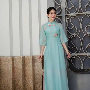 Blue Áo Dài đính kết| Ao Dai cach tan | Pre-made Vietnamese Dress for Lunar New Year Ao Dai Viet Nam|Ao Dai Cach Tan with Pants S02