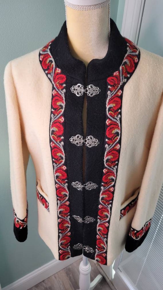 1960s Evebofoss Nordic Ivory Wool Coat - Bohemian… - image 2