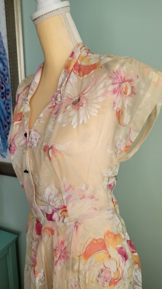 Vintage 1940s Sheer Dress Floral Begonias Daisies… - image 3