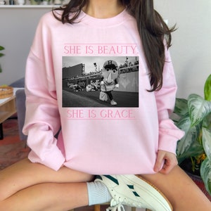 Beauty and Grace: Jalapeño Hannah Unisex Heavy Blend Crewneck Sweatshirt