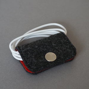 Felt Cable Wrap Holder, Dark Grey Earphone Wrap, Anthracite Cable Holder, Minimal Organizer Wrap, Dark Grey Melange Felt Earphone Holder