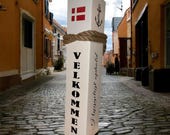 Dänemark Geschenk Holzpoller personalisiert | Dänemark Deko | Hygge Gartendeko | Maritime Holzdeko | Geschenk Velkommen, Ferienhaus, Manapal