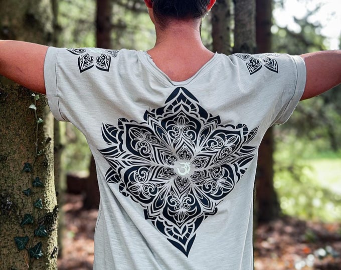 OMANDALA Women's T-shirt | With OM Glowing In The Dark |