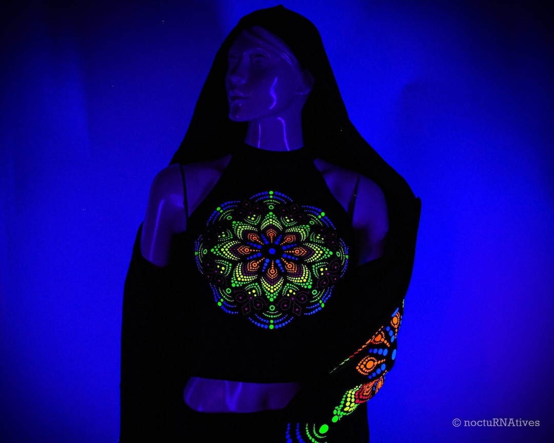Hand Decorated UV Top dotmandala Reactive in UV Blacklight Mandala