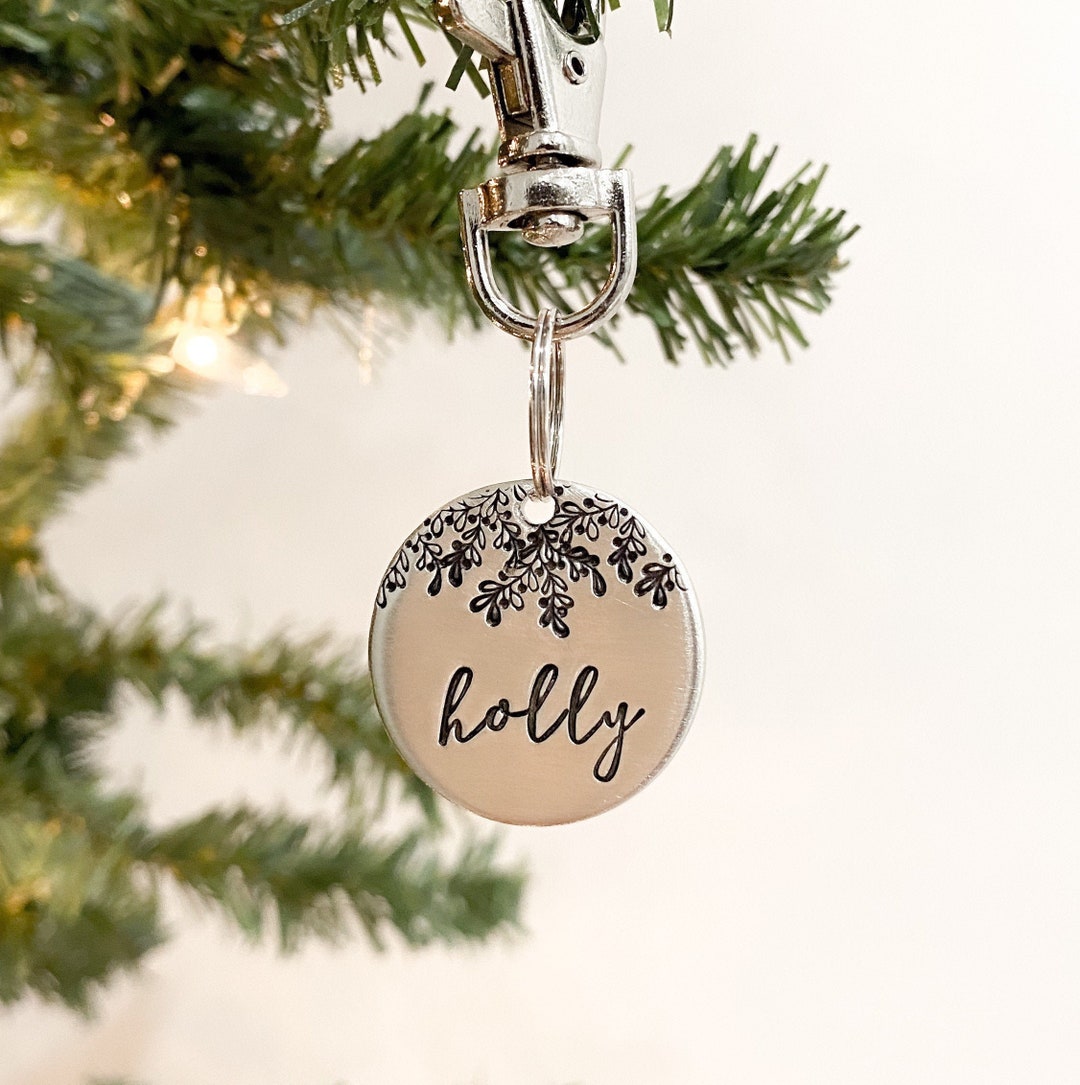 Christmas Dog Tag, Dog Tag for Dogs, Pet ID Tag, Mistle Toe Dog Tag