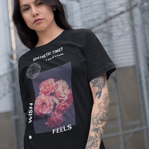 Aesthetic Clothes Shirt - Minimal Rose Unisex Tee