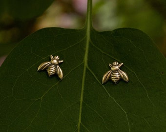 Bee Studs/Bee Earring/Bee Jewelry/Honey Bee Studs/Honey Bee Earring/Honey Bee Jewelry/Studs/Silver Earring/Boho Earring/Bee/Honey Bee/Insect