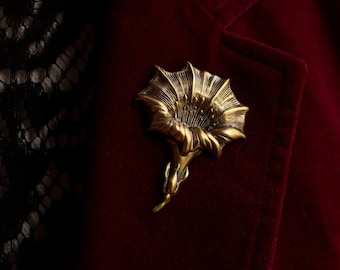 Spilla con fiore di datura: spilla in ottone massiccio in stile vintage