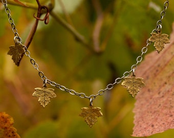 Maple Leaf Necklace/Leaf Charm Necklace/Maple Leaf Jewelry/Leaf Necklace/Leaf Jewelry/Maple Necklace/Maple Jewelry/Autumn Necklace/Fall Leaf