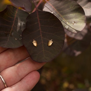 Oak Leaf Pin/Oak Leaf Brooch/Oak Pin/Oak Brooch/Leaf Pin/Botanical Pin/Witch Pin/Brass Brooch/Lapel Pin/Vintage Style Pin/Push Back Pin/Tie image 10