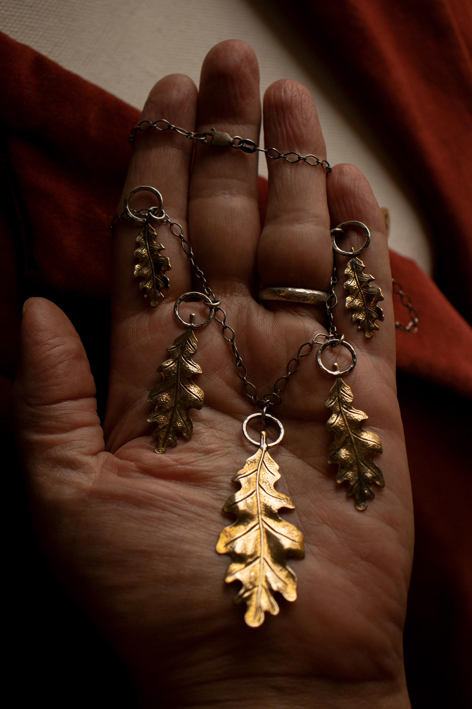 Collana Con Ciondolo Foglia Di Quercia – Autunno, Argento Placcato, Lunghezza Regolabile 16-20 Pollici