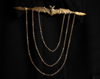 Broche de cadena con forma de murciélago: Broche de latón macizo estilo vintage