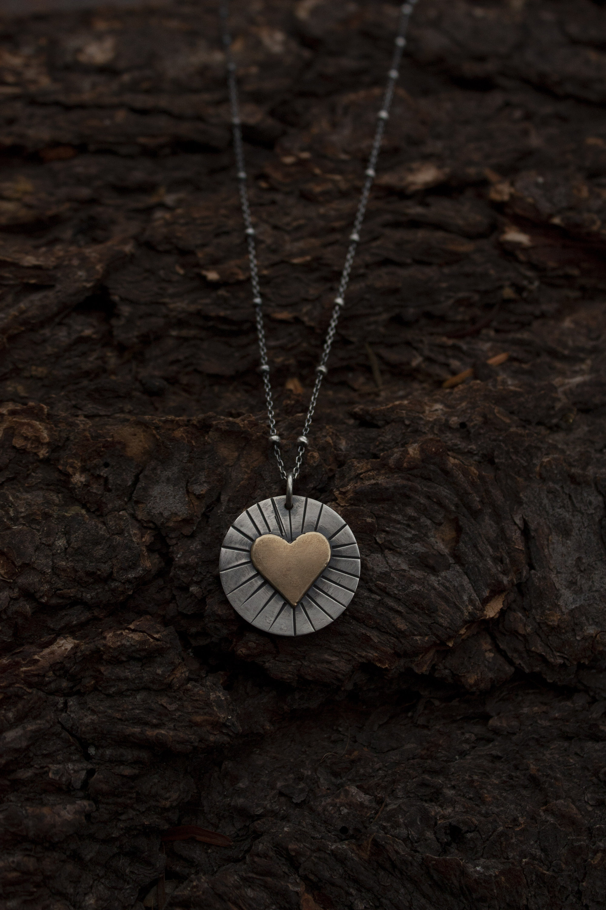 【Monday Edition】MY SHINING HEART NECKLACE TAKE MY HEART - MONDAY EDITION