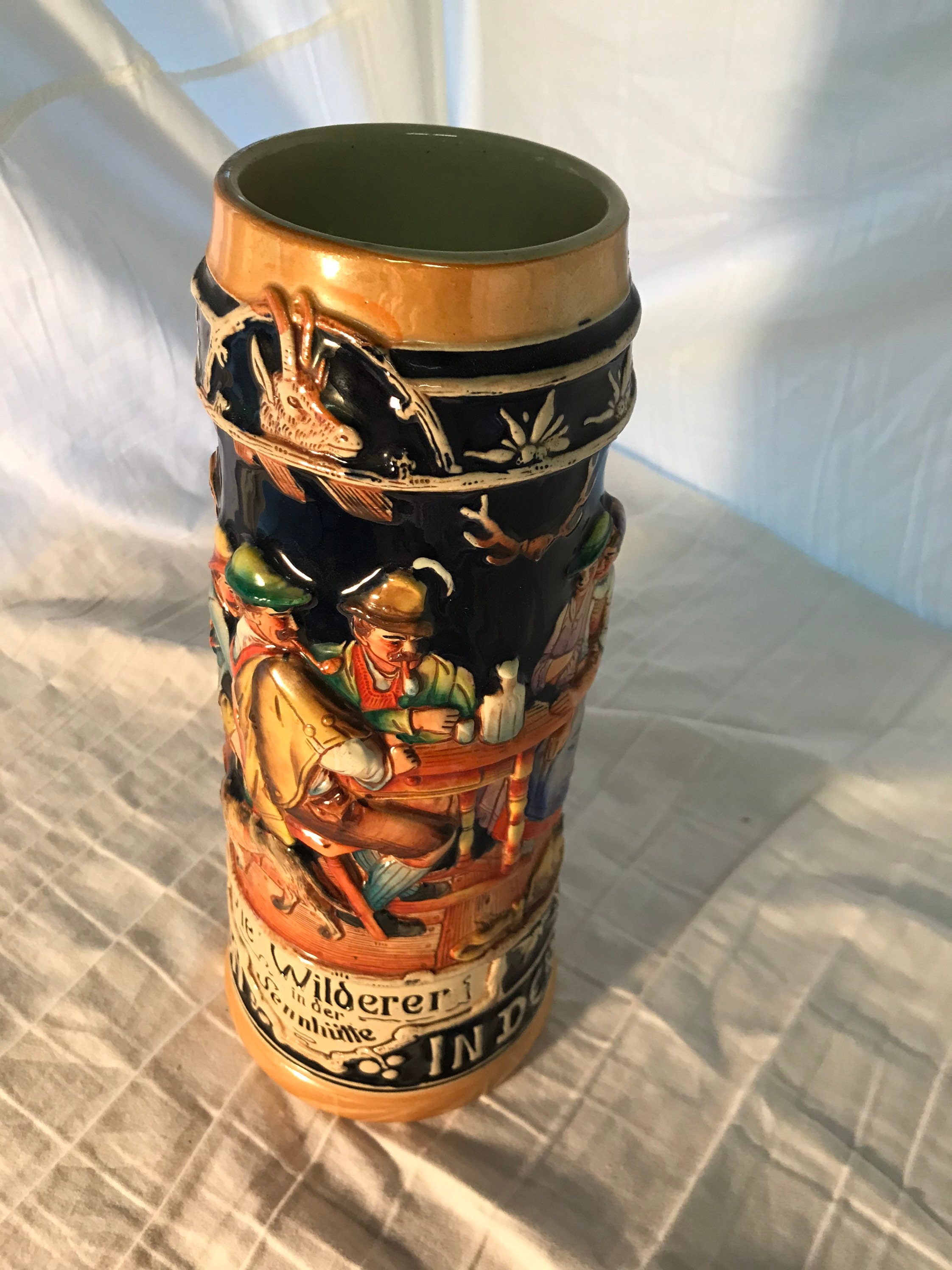How To Tell If A Beer Stein Is Valuable