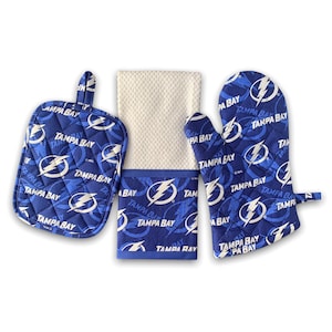 Tampa Bay Lightning | 3 Piece | Handmade Hockey Kitchen Set | Pot Holder | Kitchen Towel | Oven Mitt