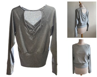 Graues Melange-Pullover-Oberteil | 2-Wege-Top | Gewebtes Detail | Pullover-Top | Baumwolljersey | Handgefertigtes Top | Vielseitige Mode | Größe Klein/Mittel