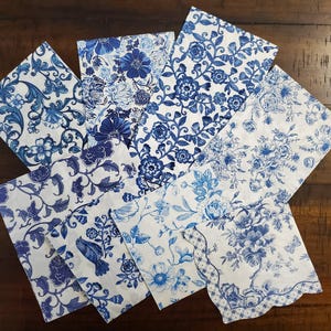 Paquete de servilletas con decoupage en azul y blanco [chinoiserie, servilletas con collage, manualidades, efímeras, técnica mixta]
