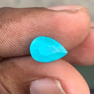 Naturlig Smithsonit, den sällsyntaste ädelstenen! 2,60 karat | 10,29 x 6,87 mm | Blå | päronslipning | Lösa ädelstenar