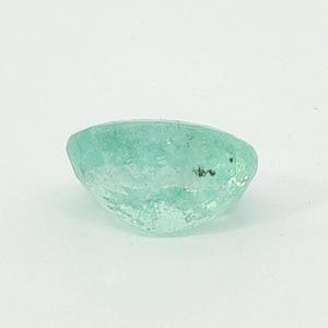 Tourmaline Paraiba naturelle 6,20 carats | Pierre précieuse bleue ovale | 13,4 x 9,6 x 7,5 mm | Origine : Mozambique | Naturelle | cloud19gemstones image 3