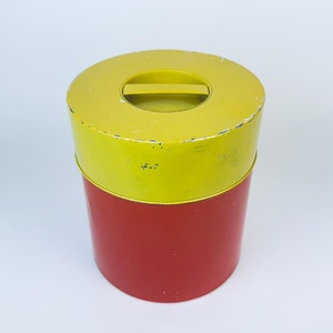 Vintage Mid Mod metall röd + gul plåtbehållare - Tillverkad i Japan - Rustik industriell inredning