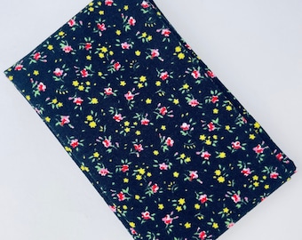 Vintage negro + amarillo/rosa tela floral - Barrio Gordo - 18" x 22 "