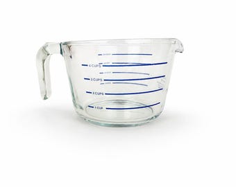 Vintage Red 'PYREX' Glass Measuring Cup - Metric & Imperial - 2