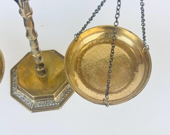 アンティーク 天秤 装飾的な模様 ヴィンテージ風装飾真鍮製天秤 - 装飾的な天秤 - 法律事務所の装飾
