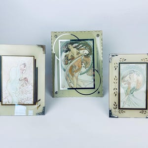 Vintage Art Deco Glass Picture Frame – Timeless Elegance for Your Treasured Memories