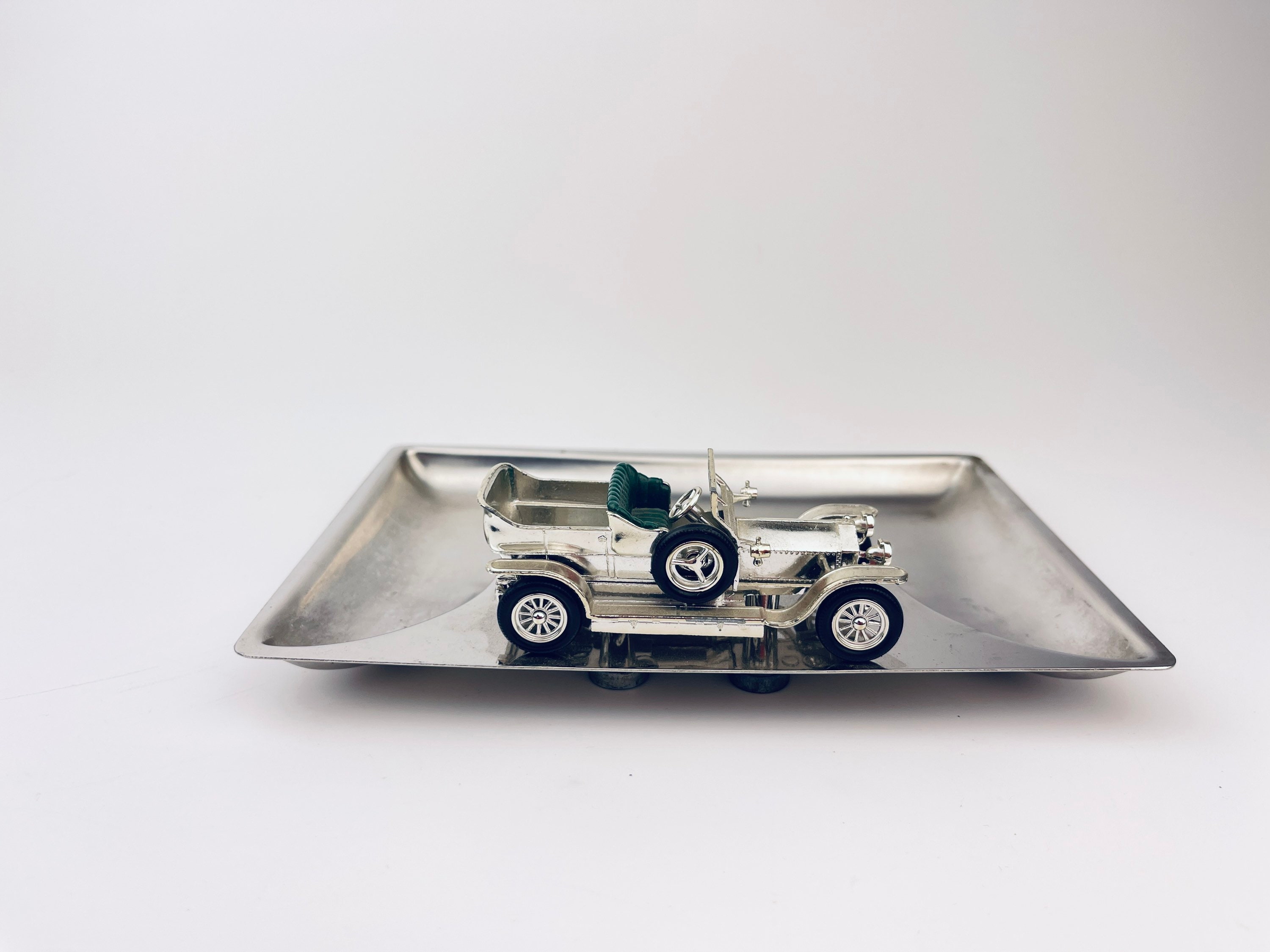 Vintage Antique Car Stainless Steel Ashtray - 1907 Rolls Royce