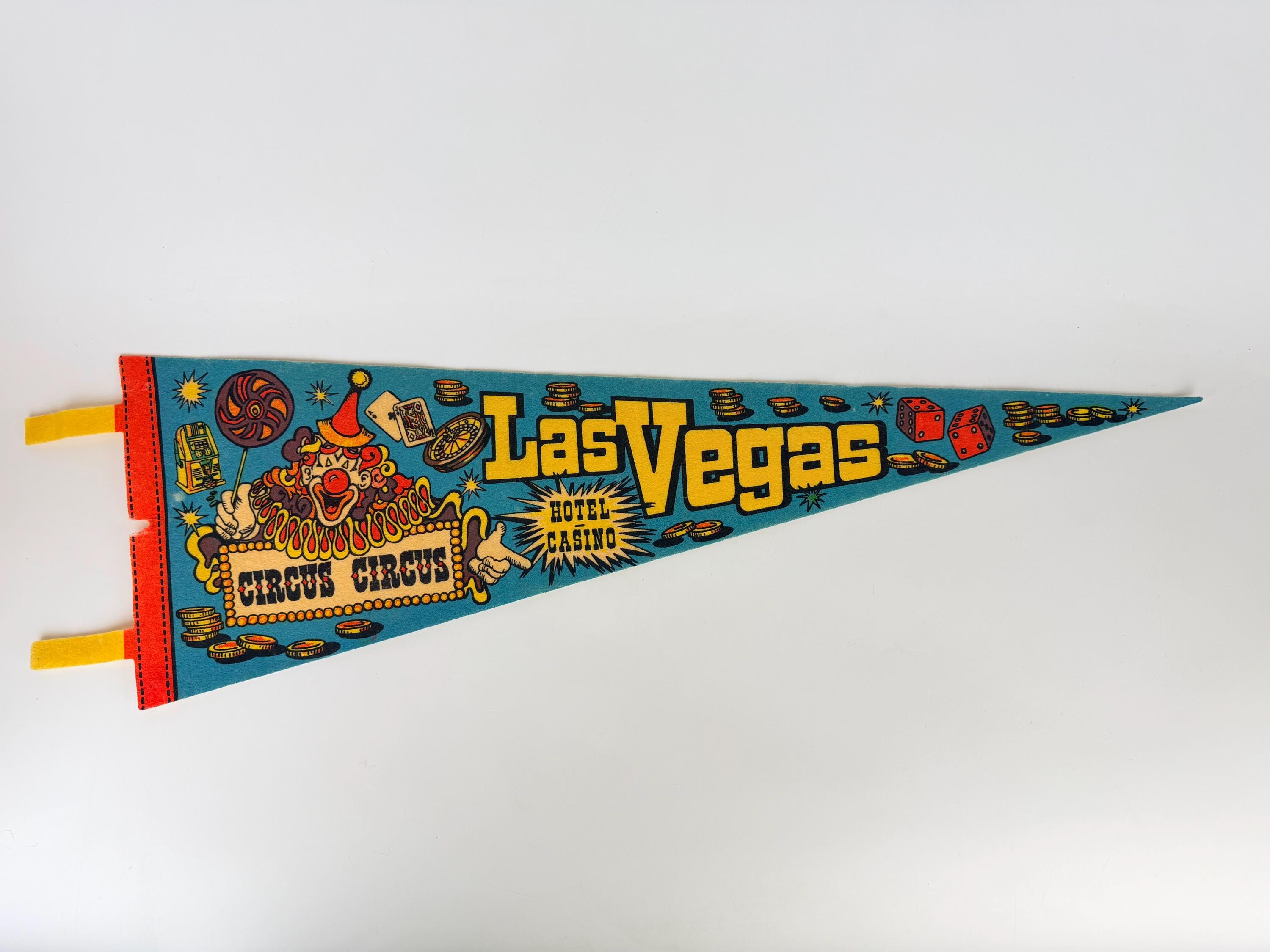 Vintage American Souvenir Tapered Felt Pennant/wall Hangings