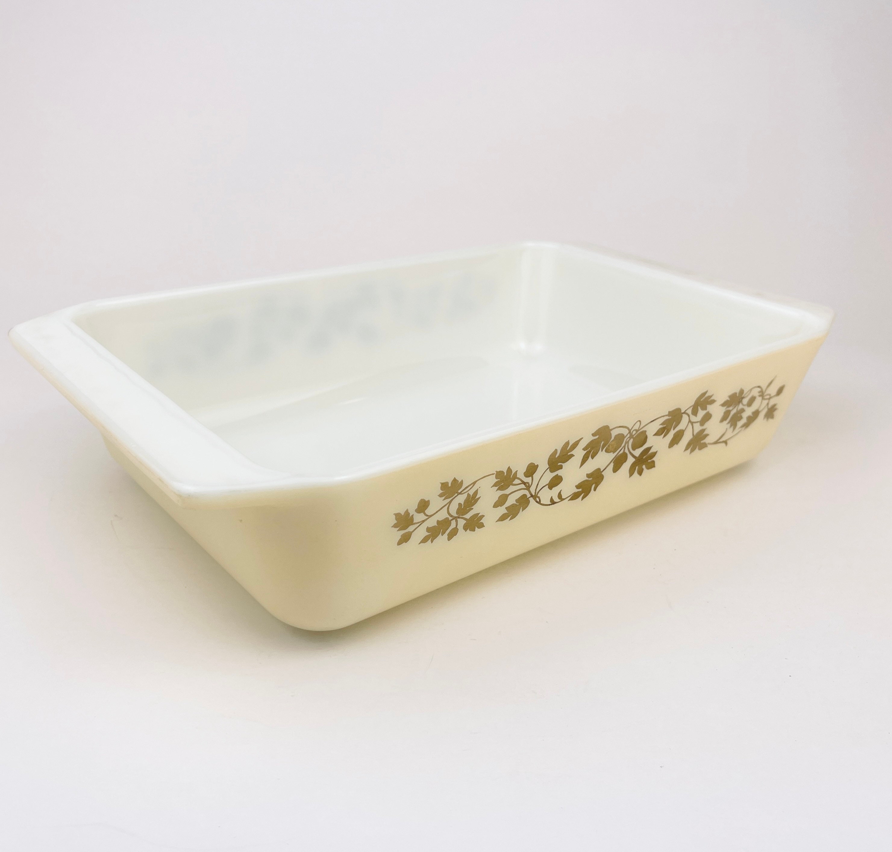 ヴィンテージ パイレックス ベーキングディッシュ - ゴールデン