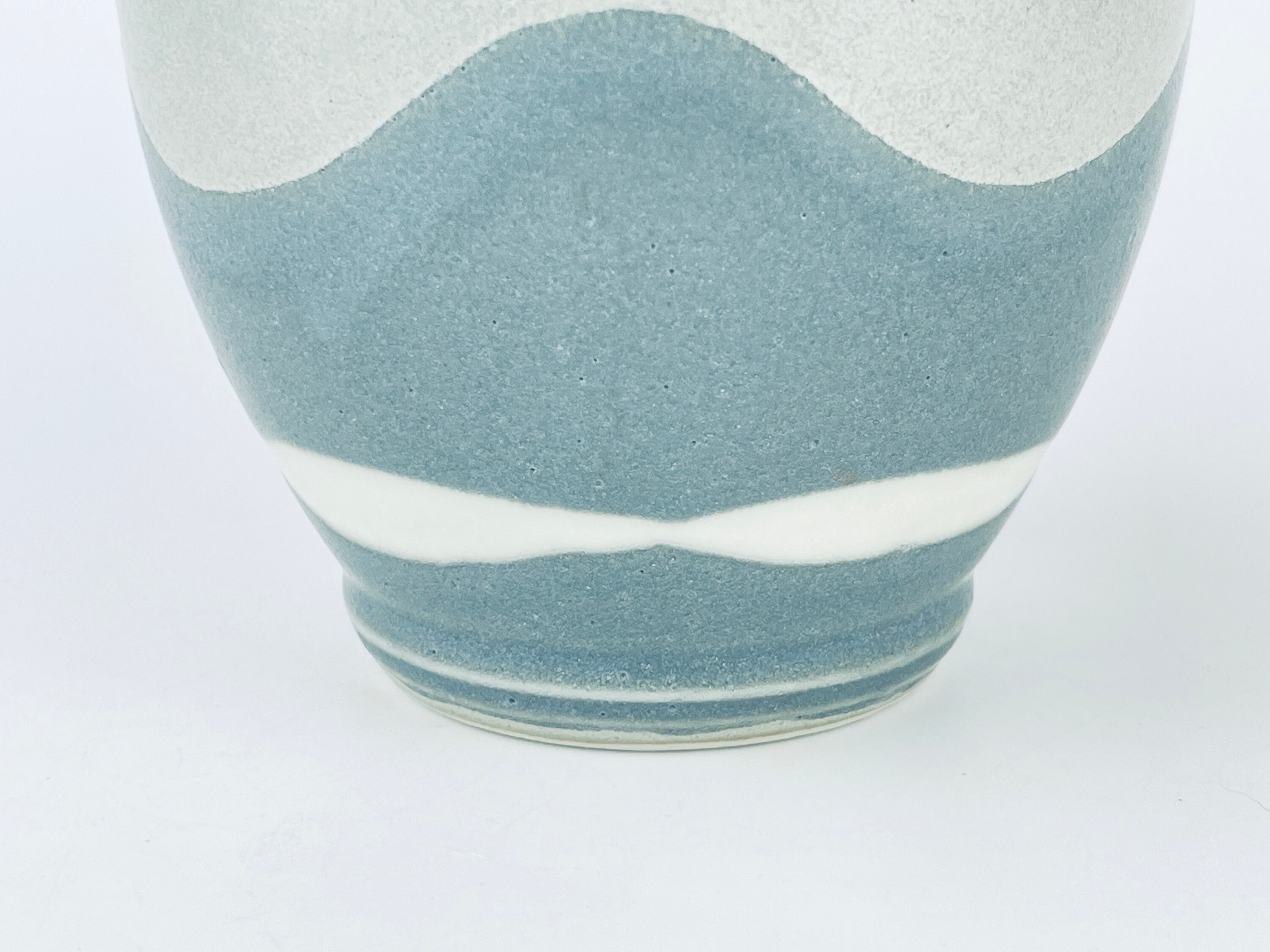 ヴィンテージ 手描き グレー 渦巻き 陶器 花瓶 - 小田切 - 日本製