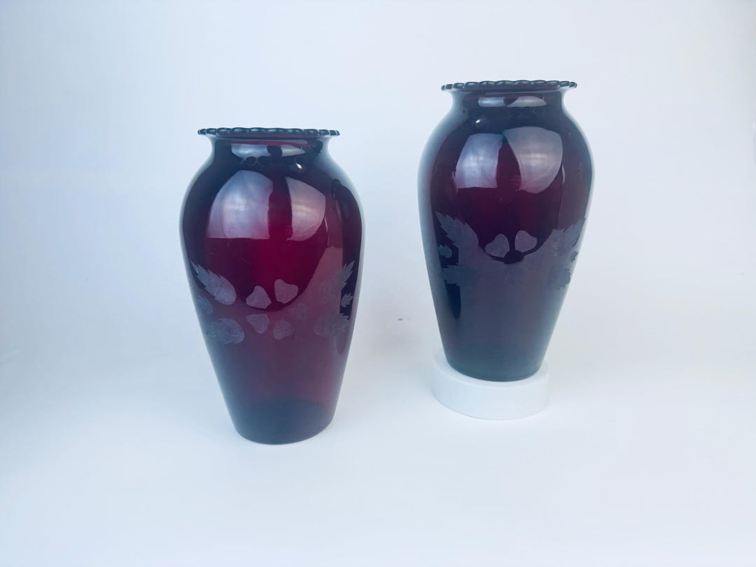 ヴィンテージ ロイヤル ルビー「アンカーグラス」花瓶 - アンカーホッ