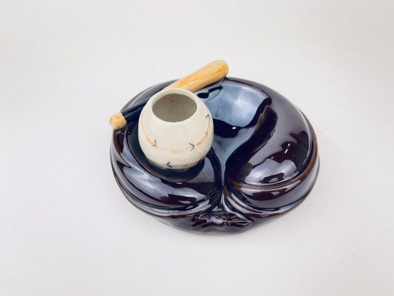 ヴィンテージの赤土製陶器製野球用灰皿+マッチホルダー(1960年代 ヴィンテージの赤土製陶器製野球用灰皿+マッチホルダー(1960年代