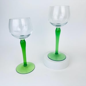 Vintage 1970s Green Stem Wine Glasses – Set of 2