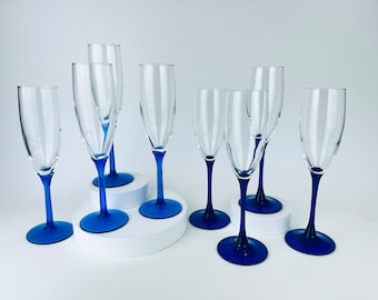 Copas de champán acanaladas de color azul cobalto vintage - Juego de cuatro (4) - Los juegos se venden por separado