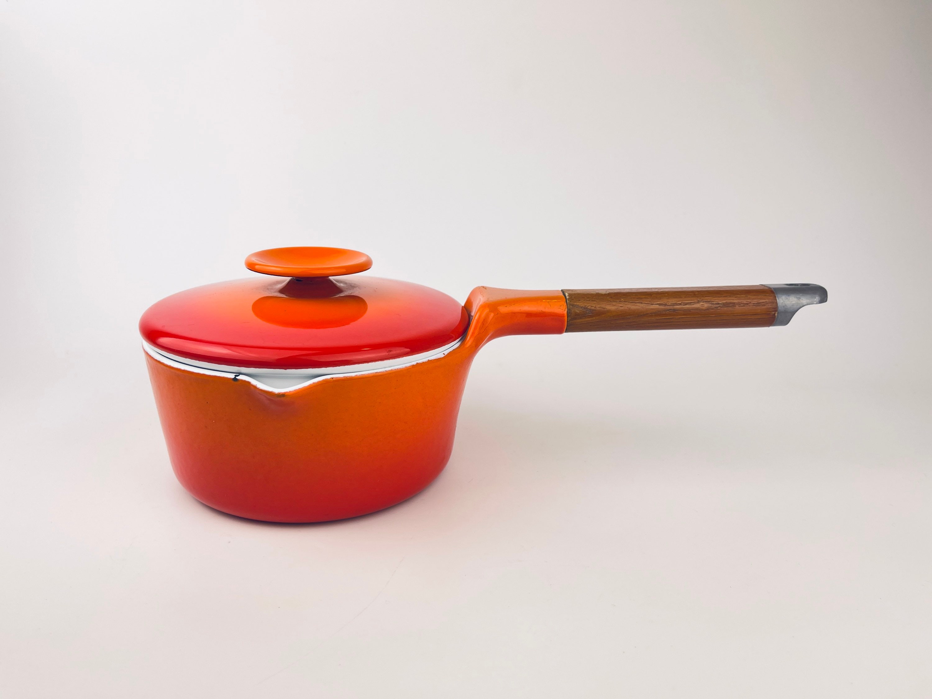 Vintage Royal Sealy Japan Porcelain Enamelled Cast Iron Pan