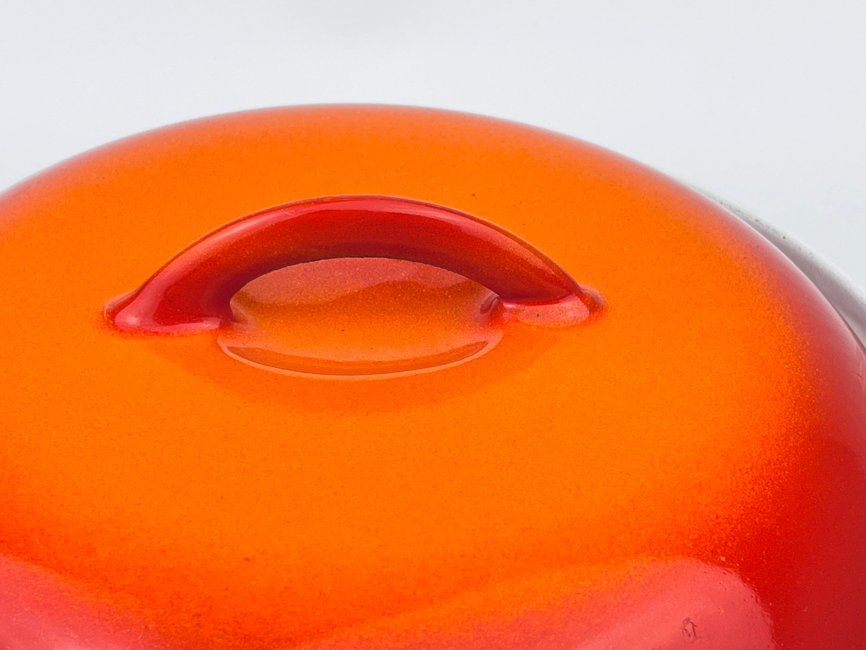 Vintage Descoware Cast Iron Circular Dutch Oven - 'ombre Orange