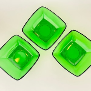 Bols carrés en verre vert vintage Anchor Hocking - Vendus séparément