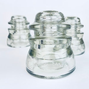 Vintage &#39;Whithall Tatum&#39; Schwerer Klarglas Isolator - Made in USA - Separat erhältlich