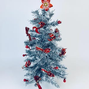 Adornos navideños vintage rojos y dorados para árbol de Navidad - Navidad moderna de mediados de siglo - Hecho en Japón