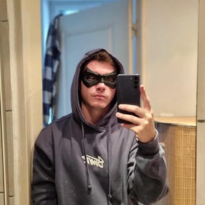 Robin Arkham comics mask
