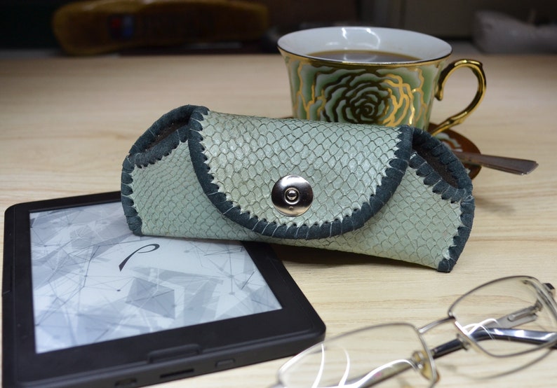 real salmon Skin pencil case green case Glasses case fish skin leather green case soft glasses case gift
