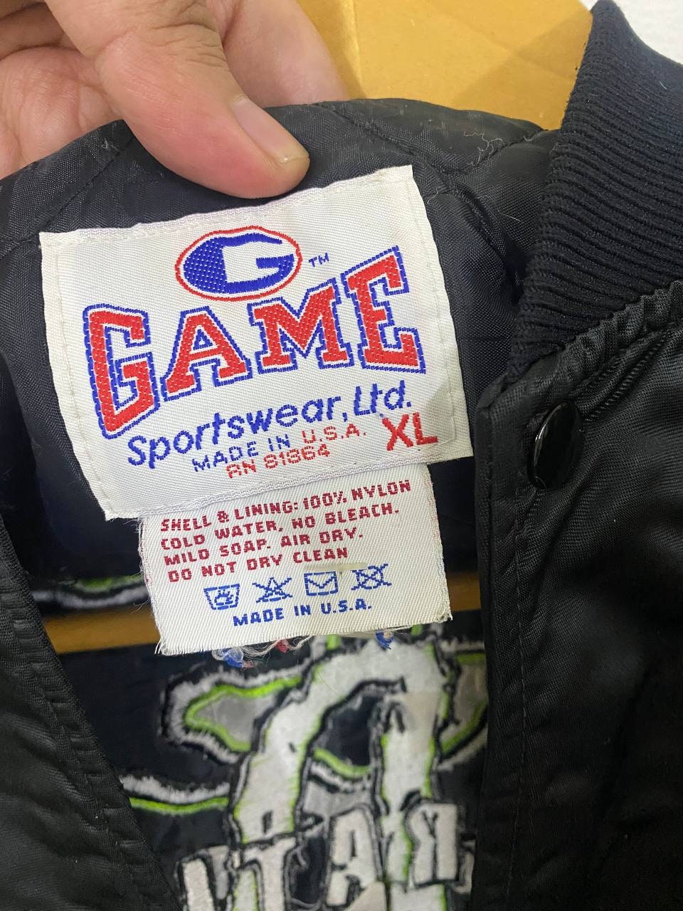 Vintage 90s D-GENERATION X Embroidered Logo Patched American Sport