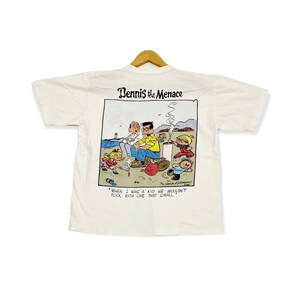vintage années 90 DENNIS THE MANACE grande image belle design quotidien journal syndiqué bande dessinée anime manga streetwear promo t-shirts