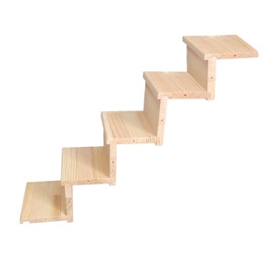 Kiln dried pine stairs for chinchilla and other pets