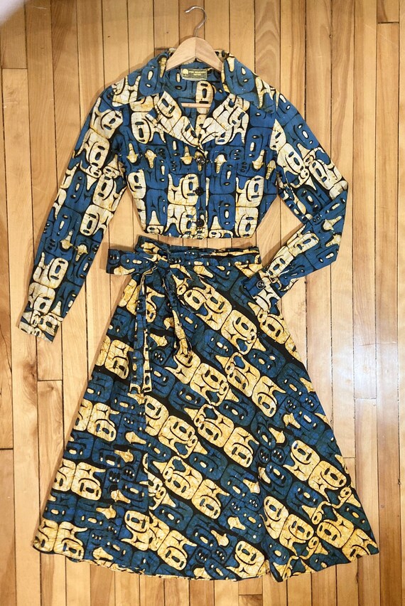 Vintage 70s matching blouse and midi wrap skirt se